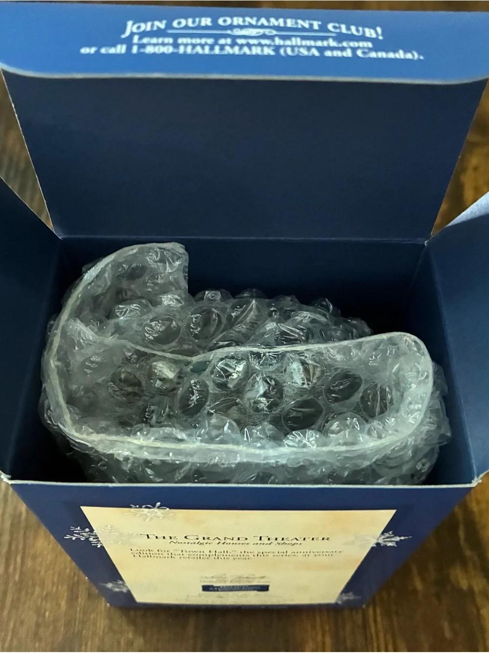 Hallmark Keepsake Grand Theater Ornament 2003 NIB